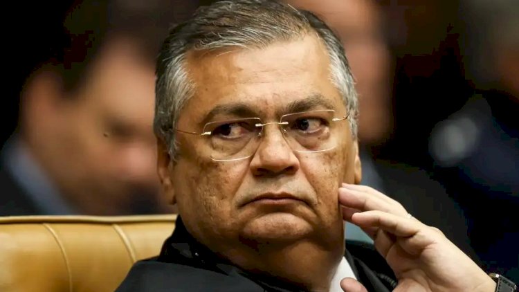 Dino acaba com a aposentadoria compulsória como punição a juízes