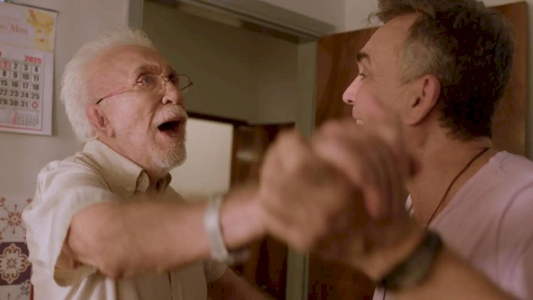 ‘Meu Superman’ ganha exibição no Teatro Humberto Sinibaldi Neto, em Rio Preto