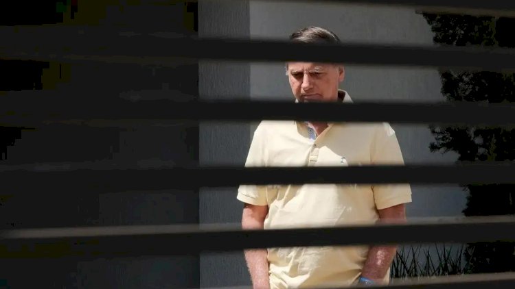 PGR dá parecer favorável à prisão domiciliar de Bolsonaro