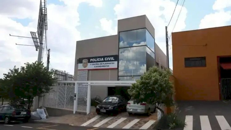 Motociclista foge da PM, sofre queda e é preso com moto irregular em Rio Preto