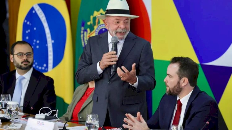 Lula anuncia novo Desenrola para quem ganha até R$ 8,1 mil