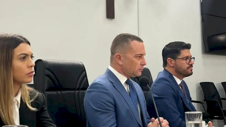 Bottas não responde perguntas sobre convênio milionário da Saúde