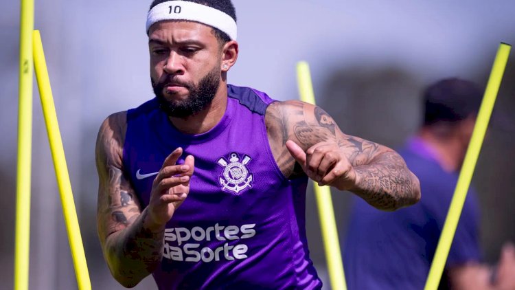 Corinthians anuncia renovação de Memphis uma semana após desistir do novo contrato