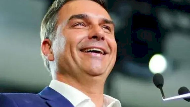 Flávio Bolsonaro é investigado no STF em inquérito do 'Dark Horse'