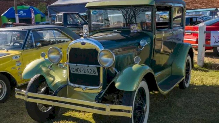 Encontro de Antigomobilismo reúne carros clássicos, música e gastronomia no final de semana em Rio Preto
