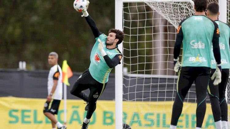 Seleção deve abandonar esquema e usar Raphinha