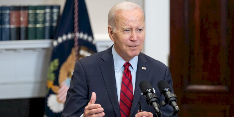 Biden desiste de disputar a reeleição após debate ruim e críticas à sua idade