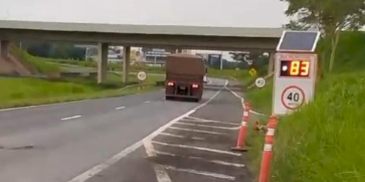 Equipamento instalado na Euclides da Cunha, em Mirassol, causa estranheza em motoristas