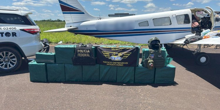 PF prende dois homens com 400 kg de pasta base de cocaína em avião em Penápolis