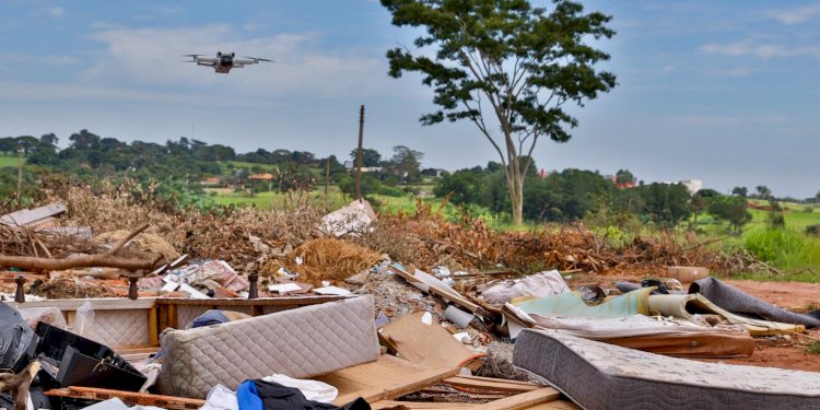 Drones flagram descarte irregular de lixo e Prefeitura de Rio Preto multa duas pessoas