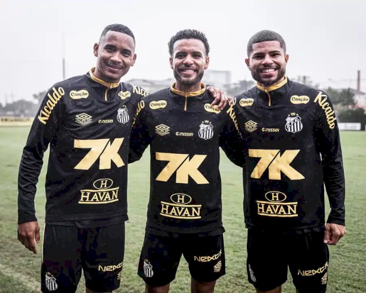 Neymar 'leva parças' da Kings League para treinar com elenco profissional do Santos
