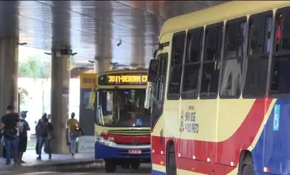 Mulher é furtada no terminal urbano de Rio Preto e tem prejuízo de R$ 800
