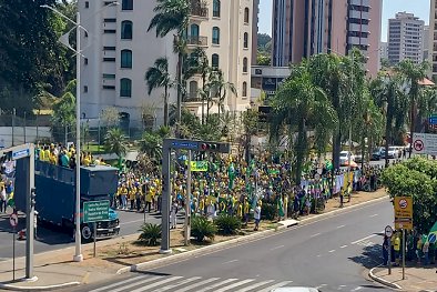 Deputados pedem anistia a Bolsonaro em manifestação em Rio Preto