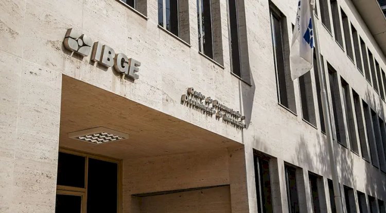 Desemprego fica em 5,6% em agosto após quatro quedas seguidas