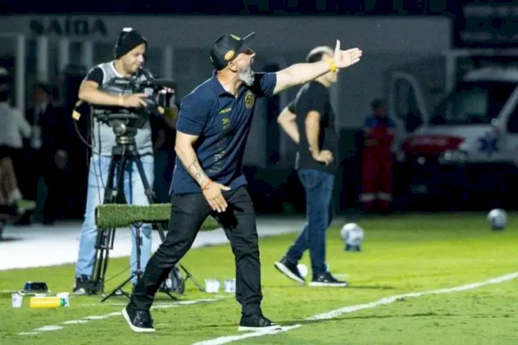 Rafael Guanaes renova e segue no Mirassol em 2026