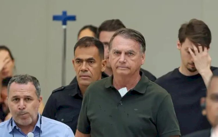 Bolsonaro deixa prisão no DF e segue para internação