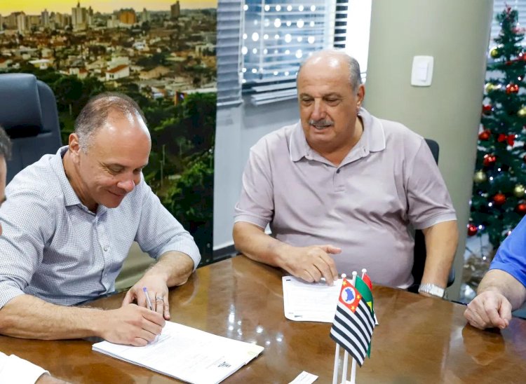 Sob pressão, Coronel se reúne com Pauléra e se compromete a rever casos pontuais da nova planta genérica