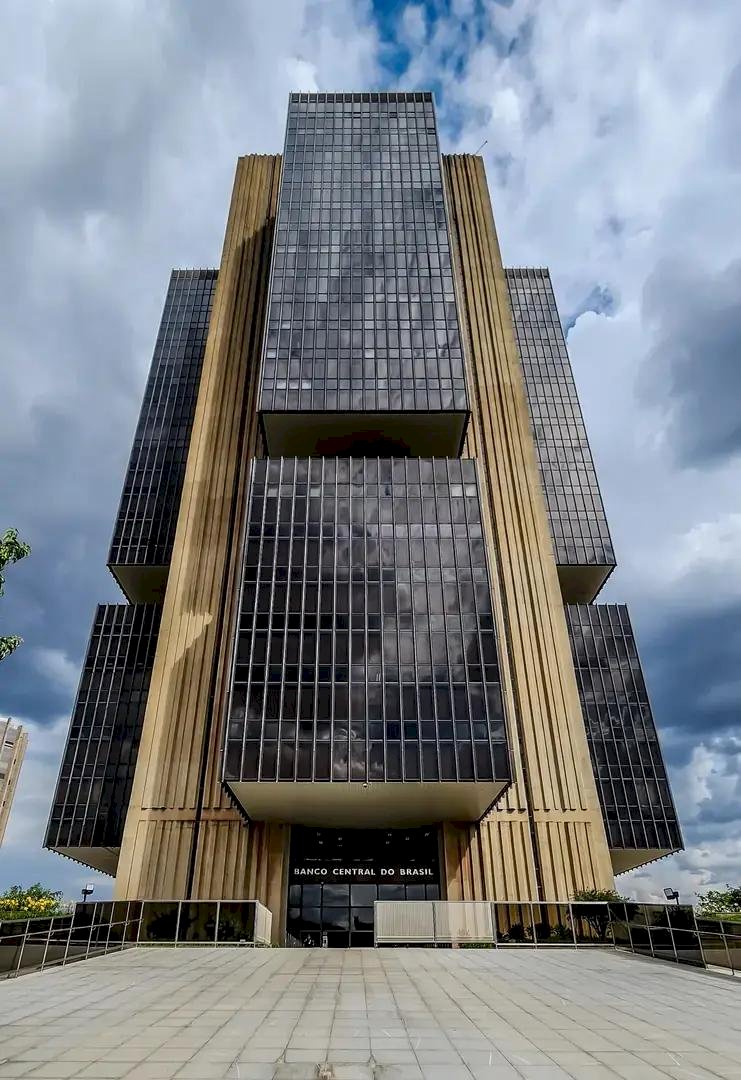 Brasil fecha 2025 com déficit recorde nas contas externas