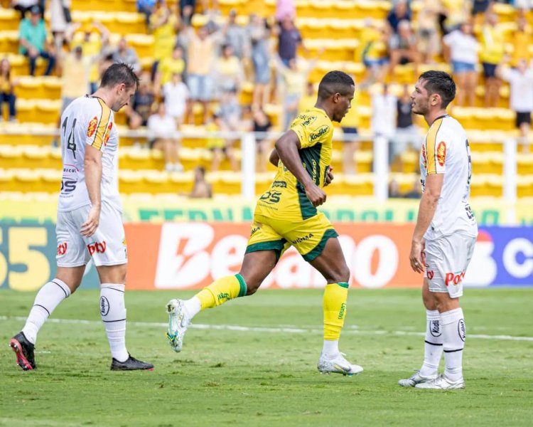 Mirassol e Novorizontino empatam em 'jogo de dois dias' pelo Paulistão