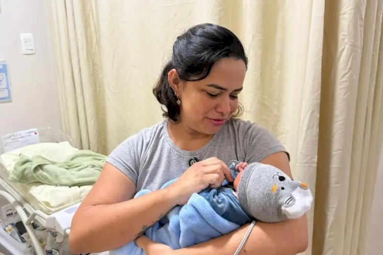 Bebês recebem imunização contra bronquiolite no HCM, em Rio Preto