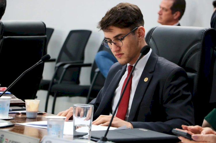 Abner anuncia afastamento da Câmara para tratar depressão