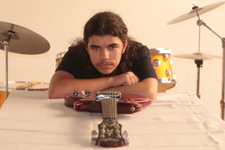 Miguel Montenegro lança seu primeiro clipe