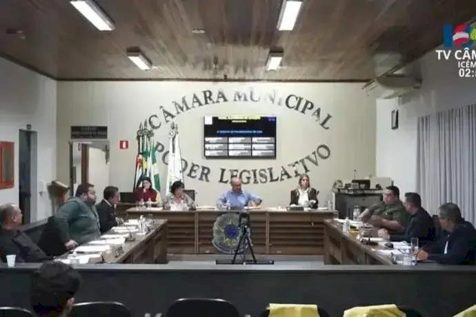Câmara cassa mandato da prefeita de Icém