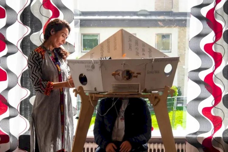 FIT Rio Preto amplia mostra de teatro lambe-lambe com produções de 4 países