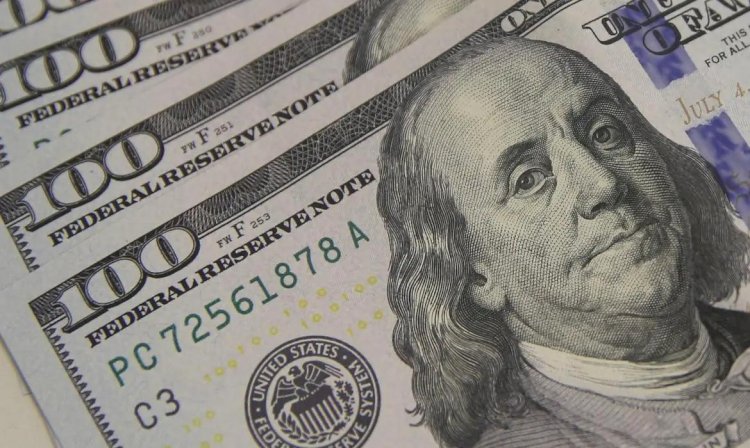 Dólar cai a R$ 5,08 e atinge menor valor em um mês