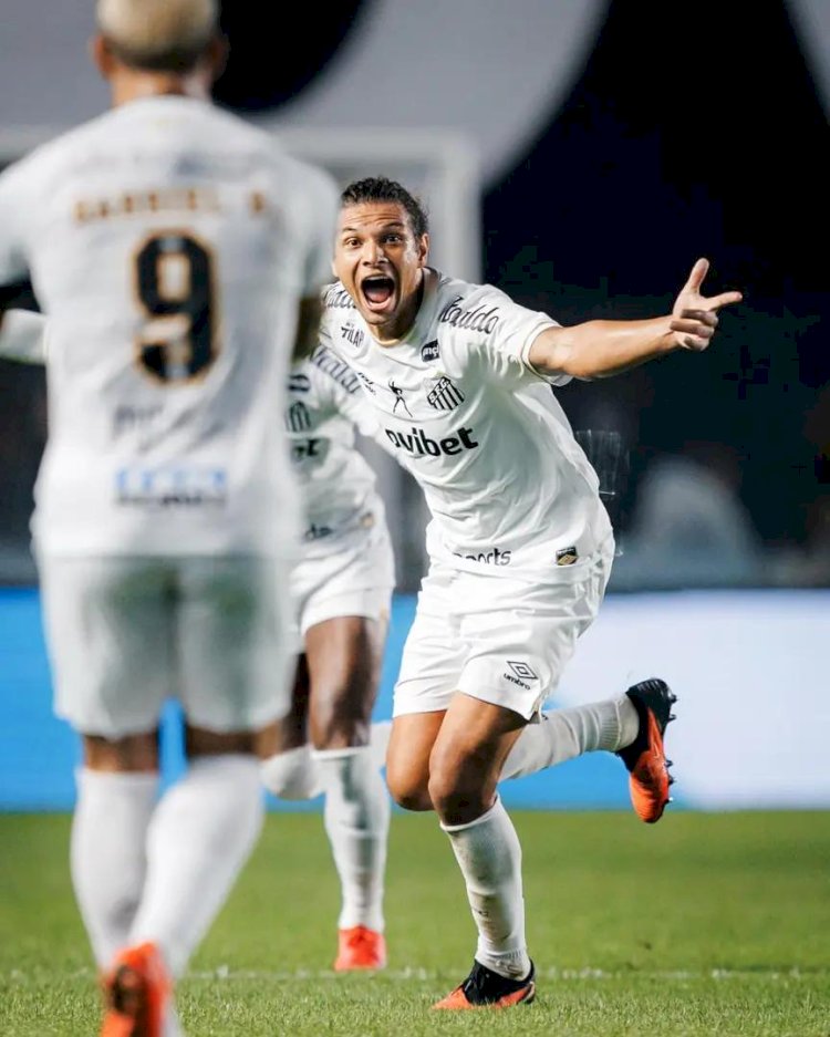 Santos sai na frente nas quartas
