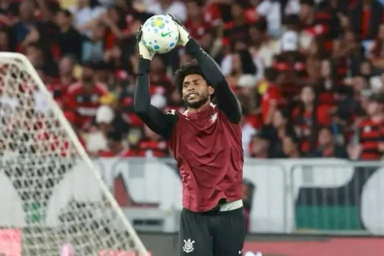 Corinthians reage no 2º tempo, mas Bruno Henrique brilha e dá vitória ao Flamengo