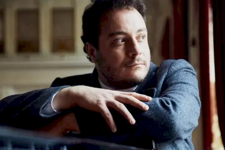 Pianista Fernando Calixto se apresenta no Teatro Municipal em Rio Preto