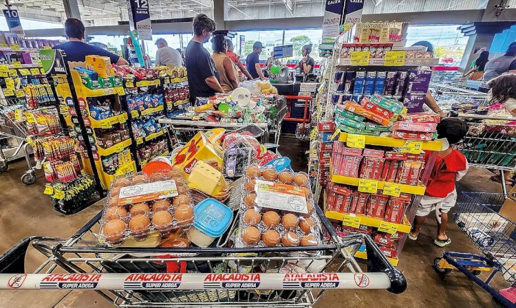 Vendas de supermercados crescem até 6,5% após proibição das bets no Brasil
